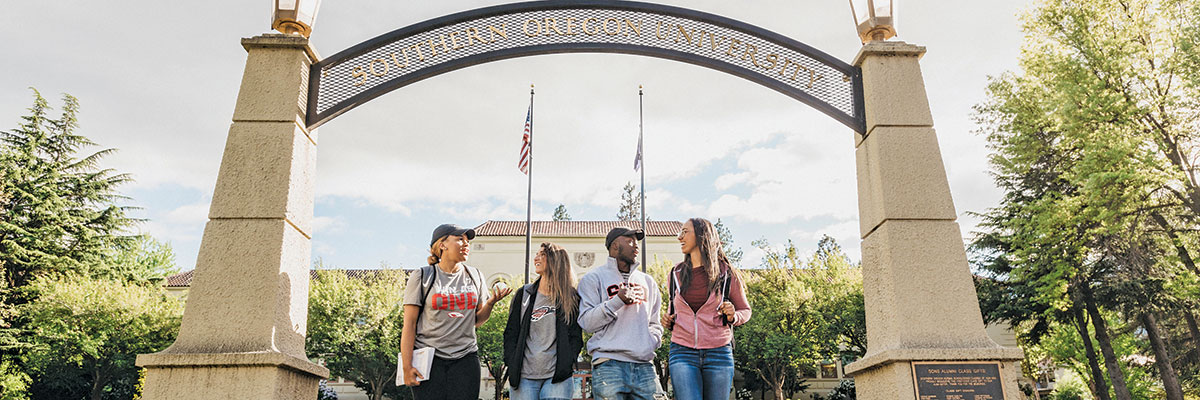 SOU New Student Programs Orientation Fall Southern Oregon University
